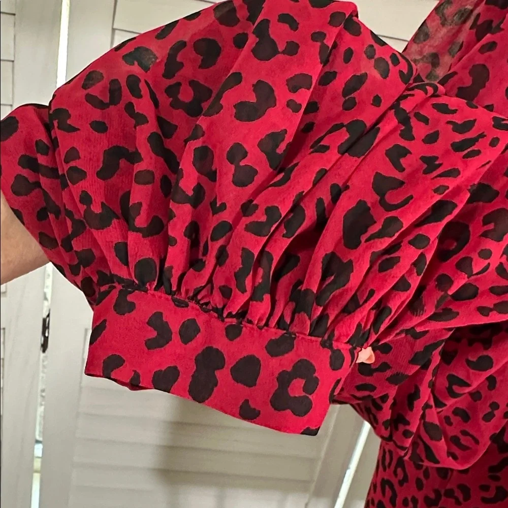 Chico’s Red Leopard Tie-Neck Blouse Size 3 (16) XL - Picture 10 of 16